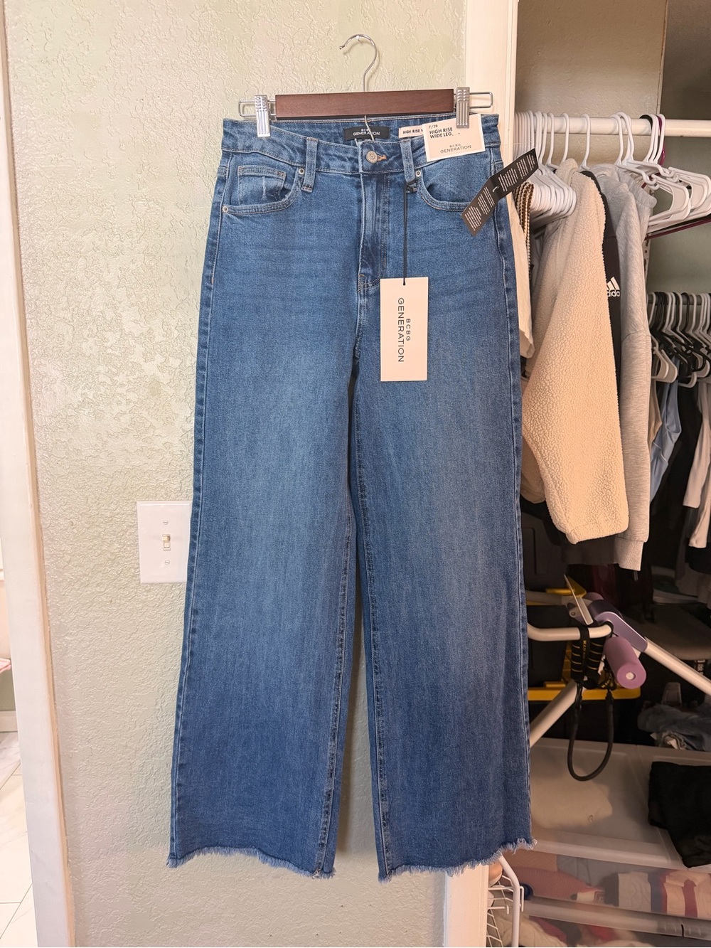 GENERATION Y High-Rise Wide-Leg Jeans in Medium Blue Wash